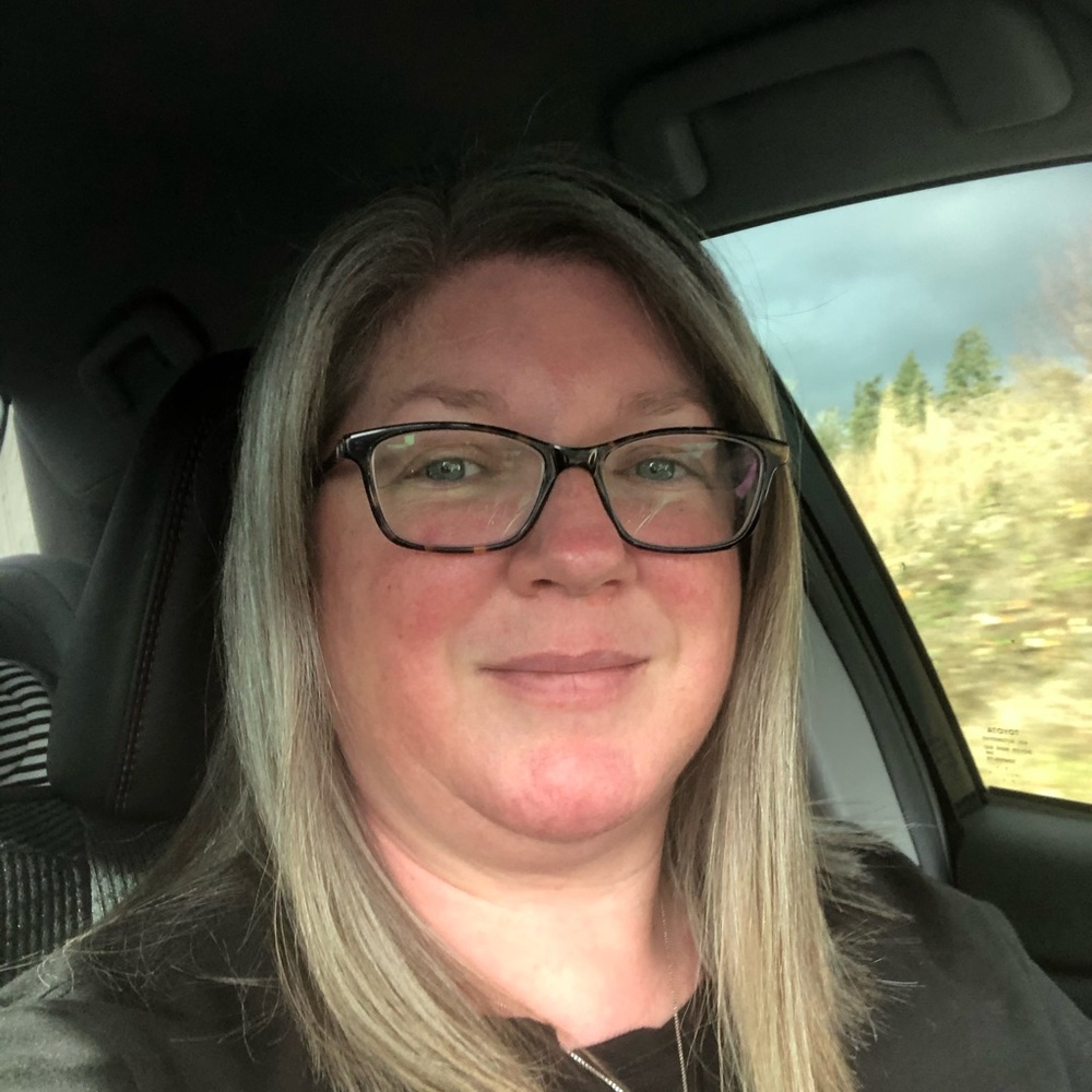 Meet your Posher, Liz